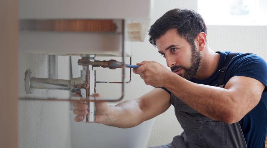 Local water heater installation in Maine